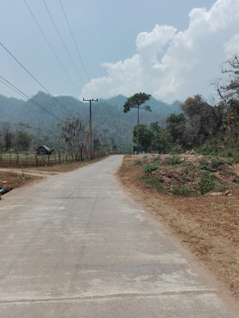 A road to the Buddhist monastery